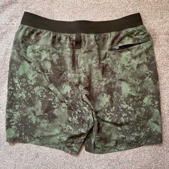 Mens Lululemon 7” Licensed To Train Linerless Shorts XL - Picture 6 of 8